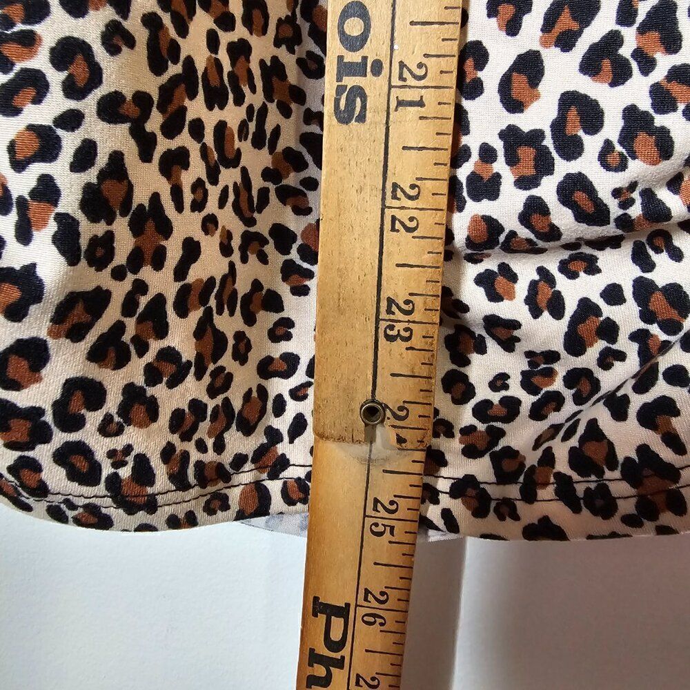 NEVER WORN ADORA ANIMAL PRINT MUSCLE TOP CREW NECK SOFT TOP SIZE SMALL - Picture 14 of 14